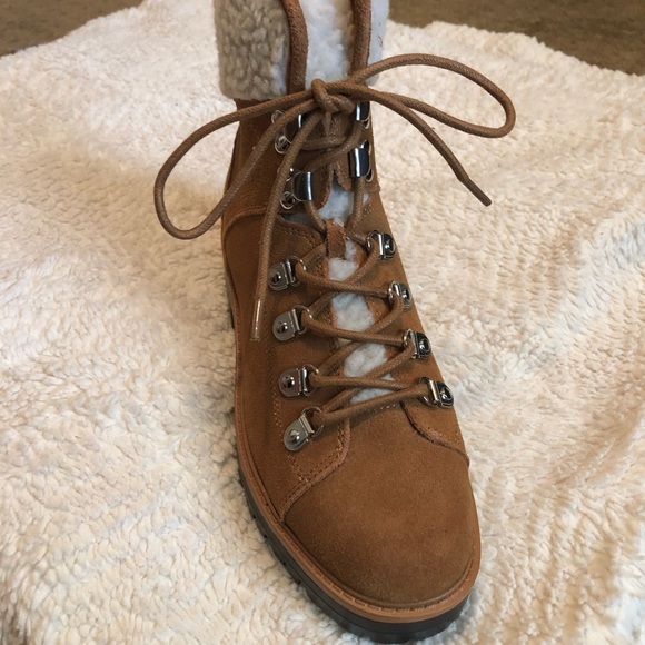 Marc Fisher Isalia Bootie - Picture 4 of 9